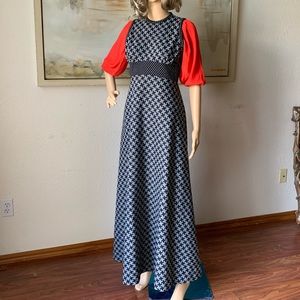 Vintage Betty Carrol for Christofopher Jones Versatile Empire waistline Dress